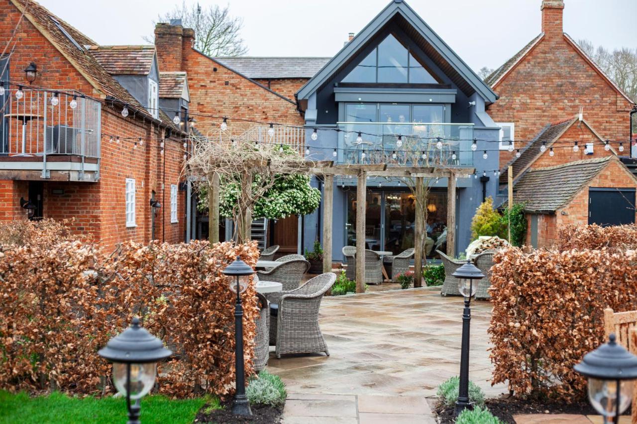 Hotel The Bell - Brunning And Price Alderminster Esterno foto