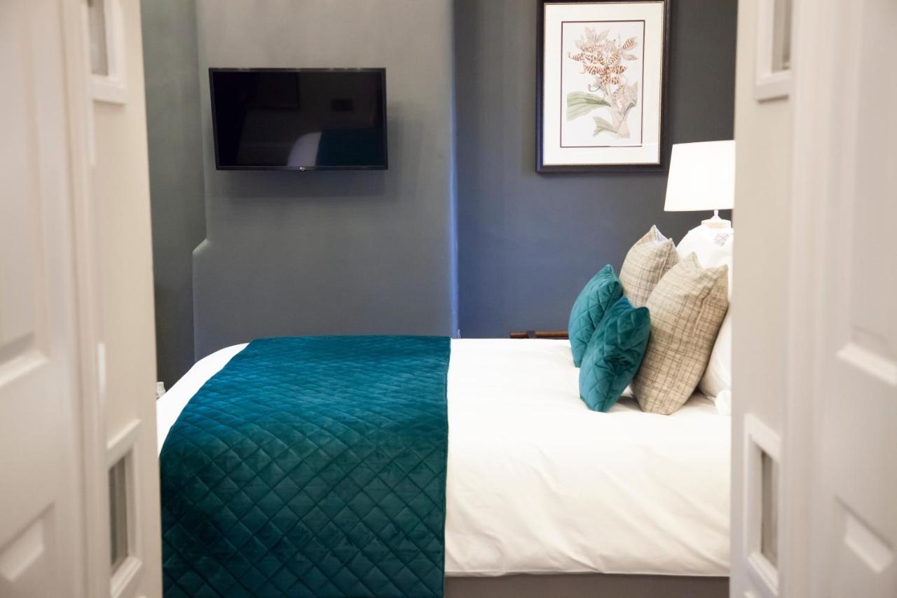 Hotel The Bell - Brunning And Price Alderminster Esterno foto
